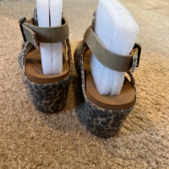 Excellent used condition Very G wedges. - Picture 5 of 8